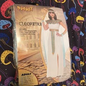 Cleopatra Halloween costume 🎃